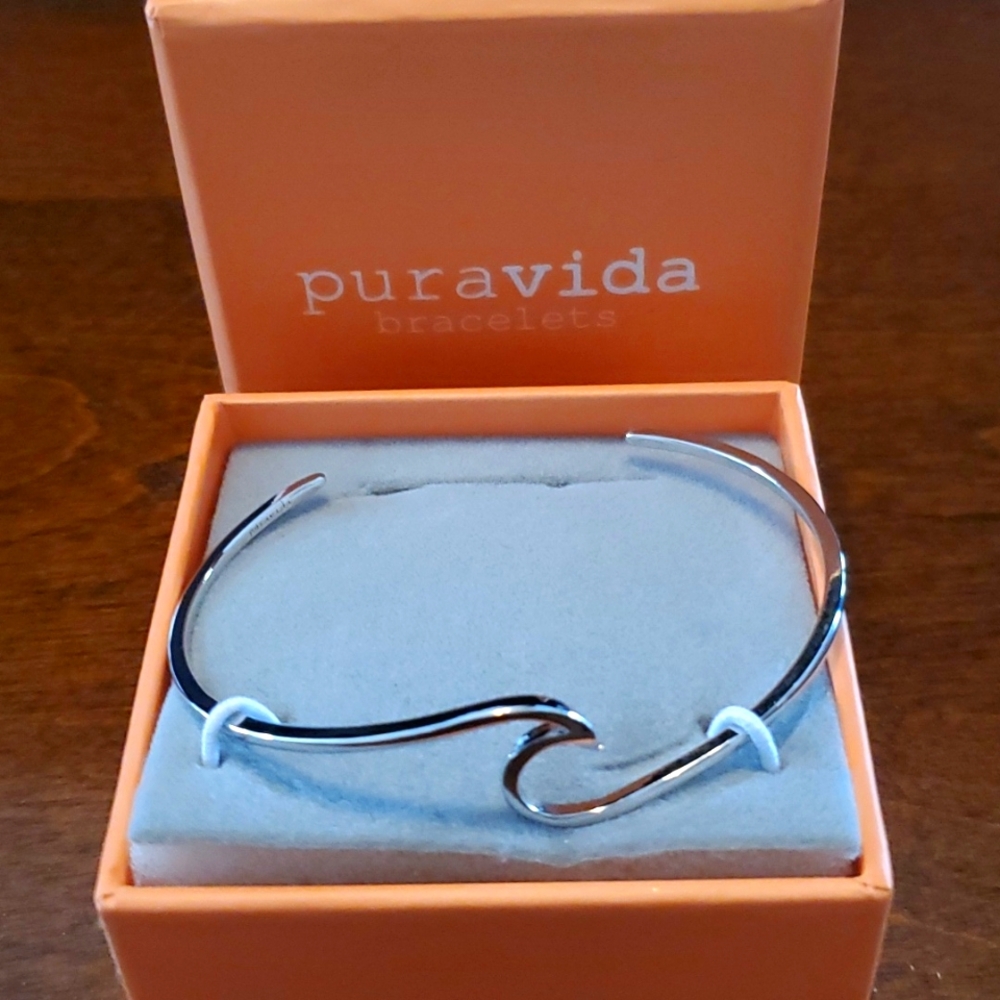 Pura vida wave cuff bracelet